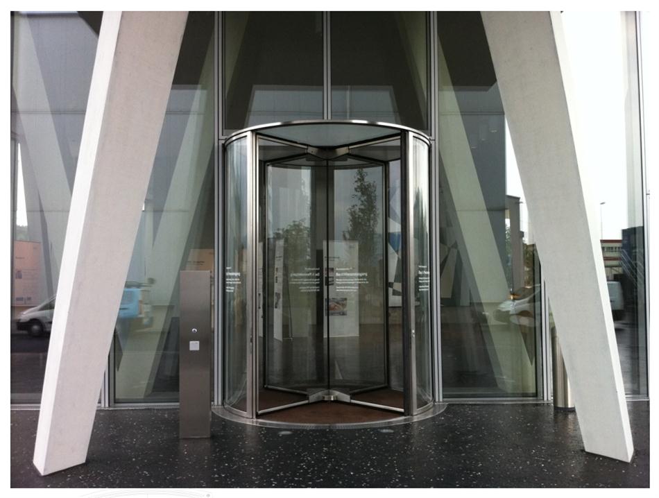 “水晶旋轉(zhuǎn)門”讓建筑、裝飾設(shè)計(jì)師更加自如！(圖2)